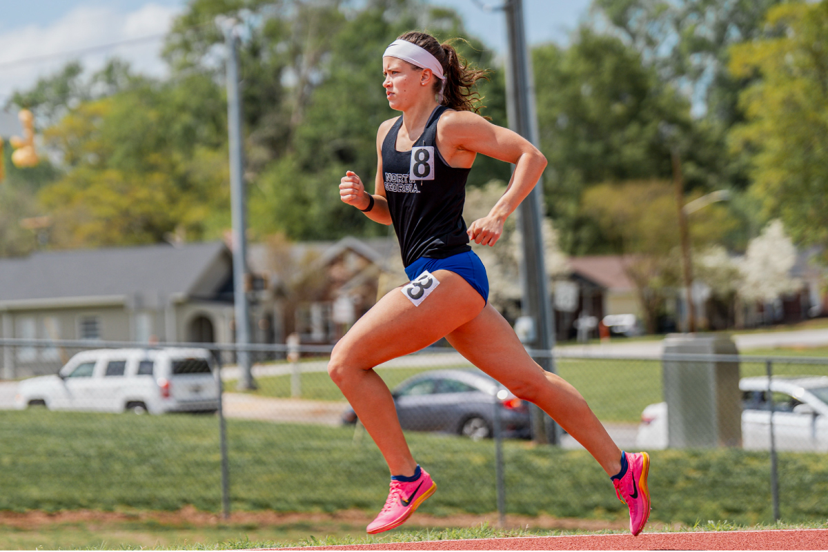 give to ung track and field